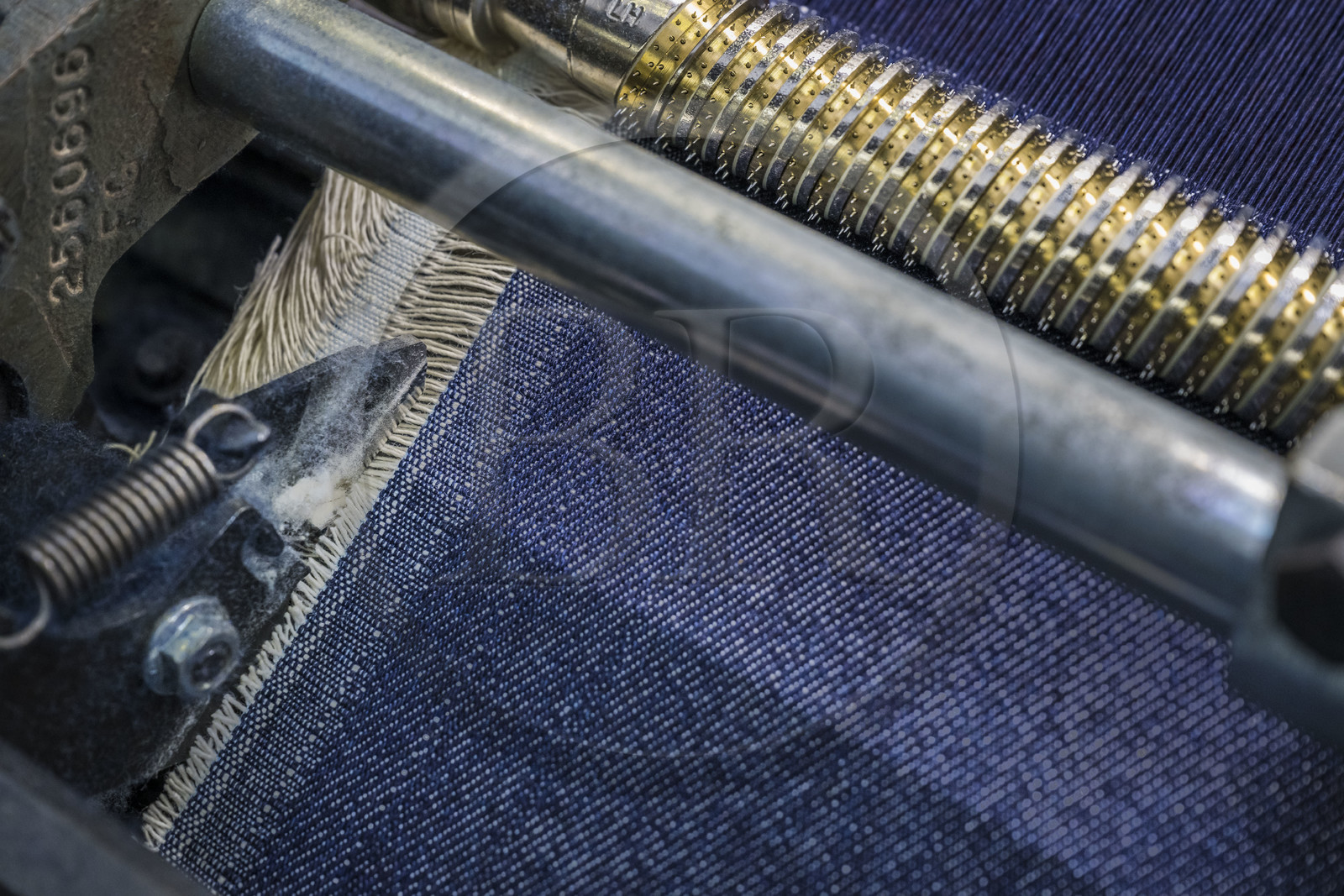 France, Gard (30), Nimes, Guillaume Sagot, fondateur de l’Atelier de Nîmes qui a relancé la fabrication de toiles de jean traditionnelles