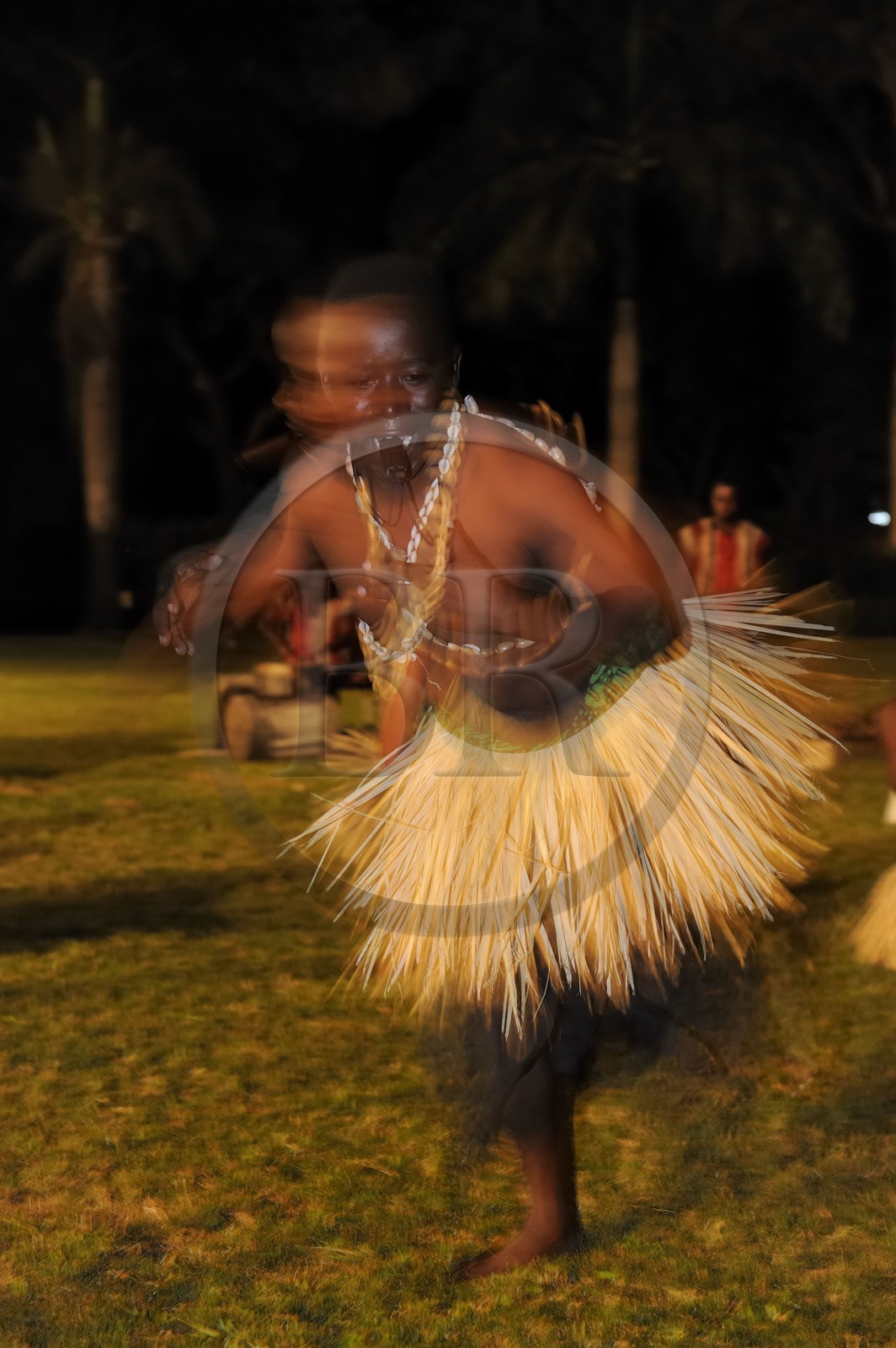 Tanzania, Dar es-Salaam, Mövenpick Hotel, traditional dances in the gardens