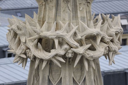 France, Paris (75), ile de la Cité, la Sainte Chapelle, la couronne d'épine reproduite en pierre