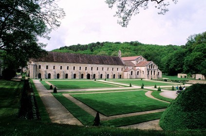 France, Côte-d' Or (21), Marmagne, Abbaye cistercienne de Fontenay (1118), classée Patrimoine Mondial de l' UNESCO