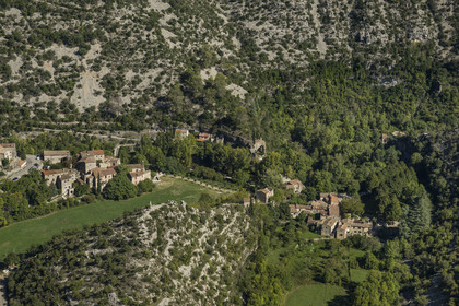 France, Herault, the Causses and the Cevennes, Mediterranean agro pastoral cultural landscape, listed as World Heritage by UNESCO, Saint Maurice Navacelles, Cirque de Navacelles, the rock of the Virgin is surrounded by a oxbow of the river La Vis