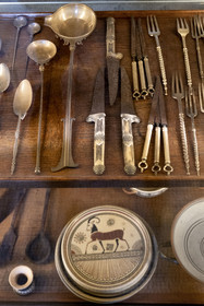 France, Alpes-Maritimes, Beaulieu-sur-Mer, neo-Greek style villa Kerylos build in 1908 by architect Emmanuel Pontremoli, cutlery from the Reinach family with ancient Greek shapes and patterns