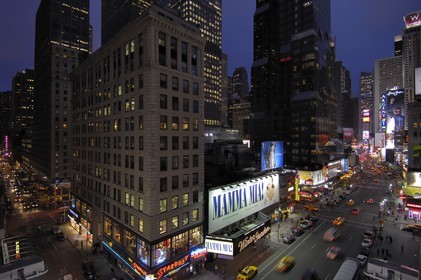 Etats-Unis, New York, Manhattan, 50th street et Brodway vers Times Square