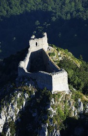 France, Ari