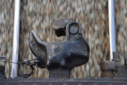 Namibie, région de Otjozondjupa, attelage automatique de wagon