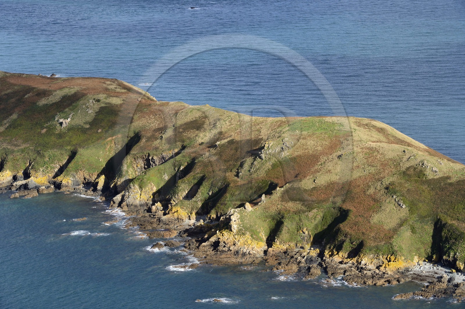 France, Côtes-d'Armor (22), Perros-Guirec, Ile Tomé (vue aérienne)
