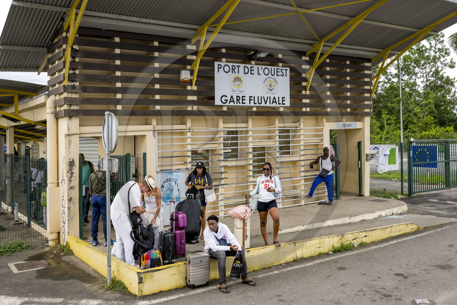 France, Guyane, Saint-Laurent-du-Maroni, la gare fluviale port de l'ouest en bordure du quartier de La Charbonnière faisant la liaison avec le Suriname