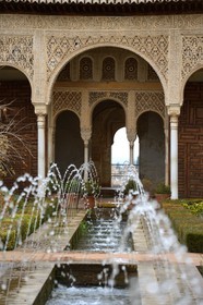 Espagne, Andalousie, Grenade, l'Alhambra, classé Patrimoine Mondial de l'UNESCO, le Généralife, Patio du Canal (Patio de la Acequia)