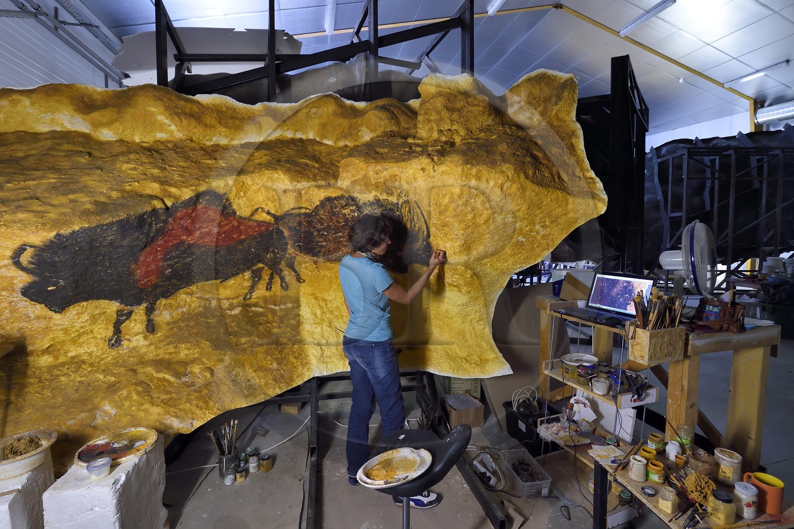 France, Dordogne, Montignac, the Atelier des Fac-Similés du Périgord (Perigord's Facsimile Workshop AFSP) specialised in mineral reproduction of prehistoric painted walls using “stone veil” patented technique and in charge of the Lascaux cave’s walls faithfull reconstitution, reproductions of the paintings by the painter-copyist Margot Aït Kaci, compulsory mention Atelier des Fac-Similés du Perigord