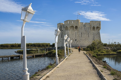 France, Hérault (34), Palavas-Les-Flots, la redoute de Ballestras, une ancienne tour d'alarme construite en 1744 devenu le musée consacré au peintre affichiste, dessinateur et caricaturiste Albert Dubout