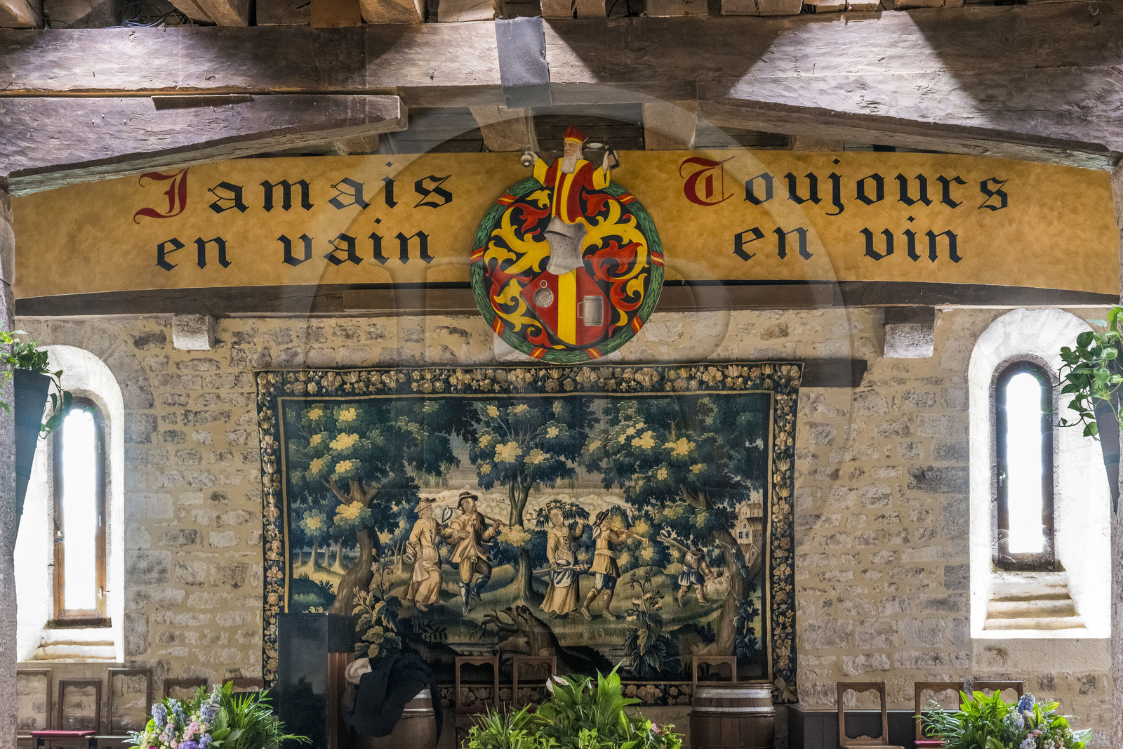 France, Cote d'Or, cultural Landscape of the climates of Burgundy listed as World Heritage by UNESCO, Route des Grands Crus (road of Vintage Wines), vineyard of the Côte de Nuits, Vougeot, the Chateau of Clos de Vougeot, the Grand Cellier and headquarters of the Brotherhood of the Knights of Tastevin (Confrerie des Chevaliers du Tastevin), motto Jamais en vain Toujours en vin in the banquet hall