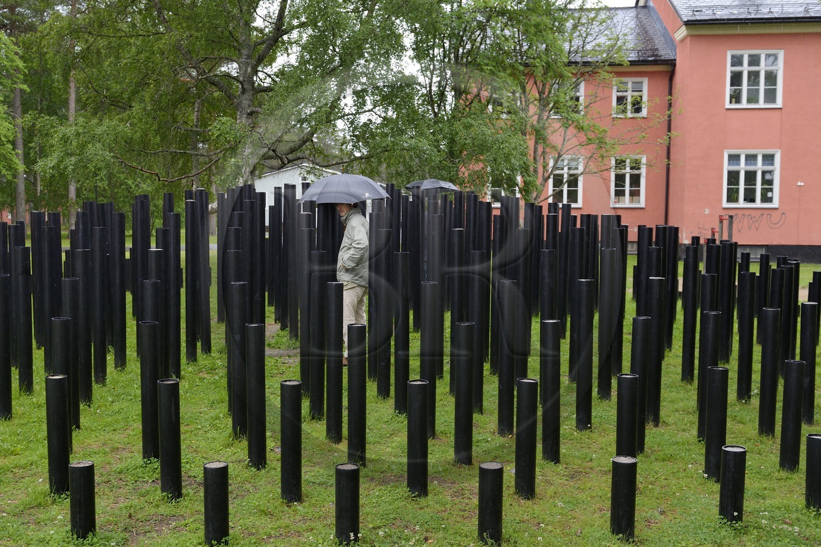 Suède, Comté de Vasterbotten, Umea, parc de sculpture d'Umedalen, Forest Hill (1997) de Buky Schwartz