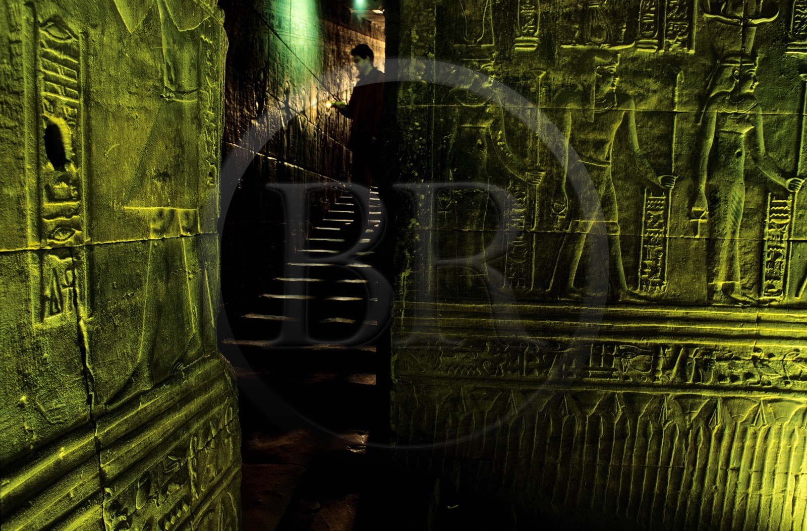 Egypte, temple d'Edfou, chapelle annexe du Vestibule, et un passage secret