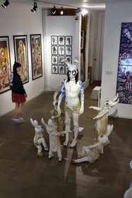 France, Paris, galerie Arts Factory, galerie d'Art contemporain, exposition de l'artiste Paul Toupet (sculptures) et Mikael de Poissy (peintures de tatouages)
