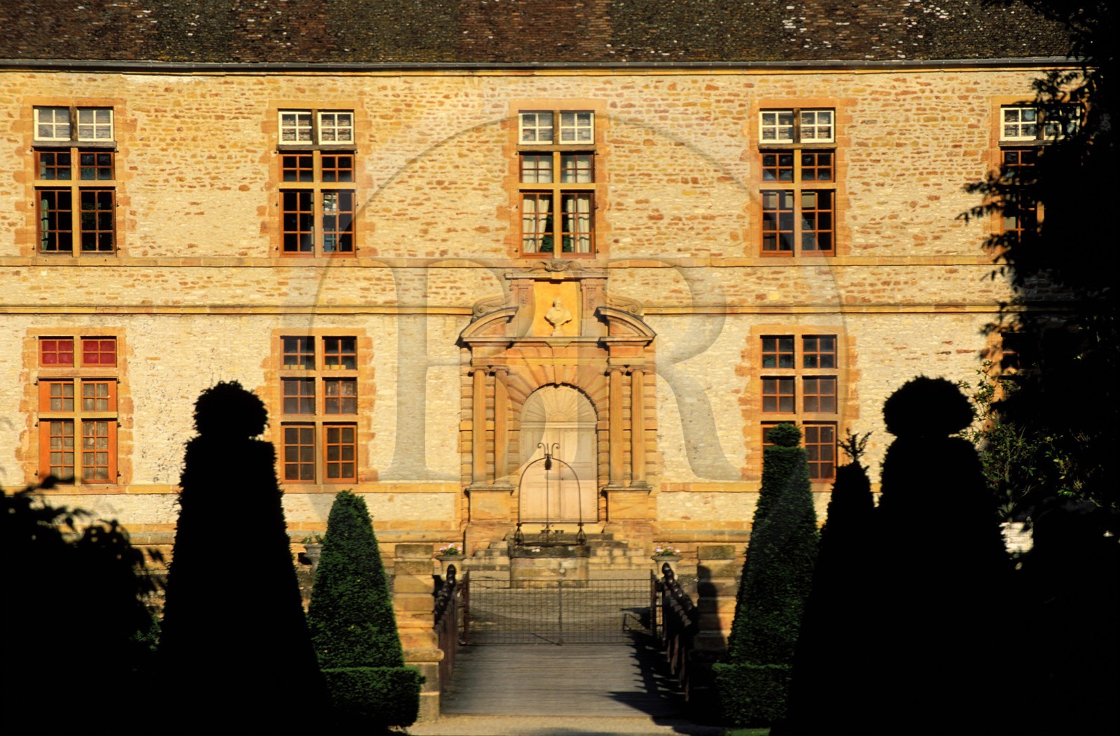France, Saône-et-Loire (71), Mâconnais, château de Cormatin, façade est