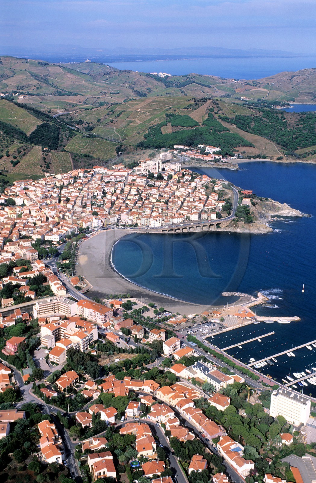 France, Pyrénées-Orientales (66), Banyuls-sur-Mer sur le côte Vermeille (vue aérienne)