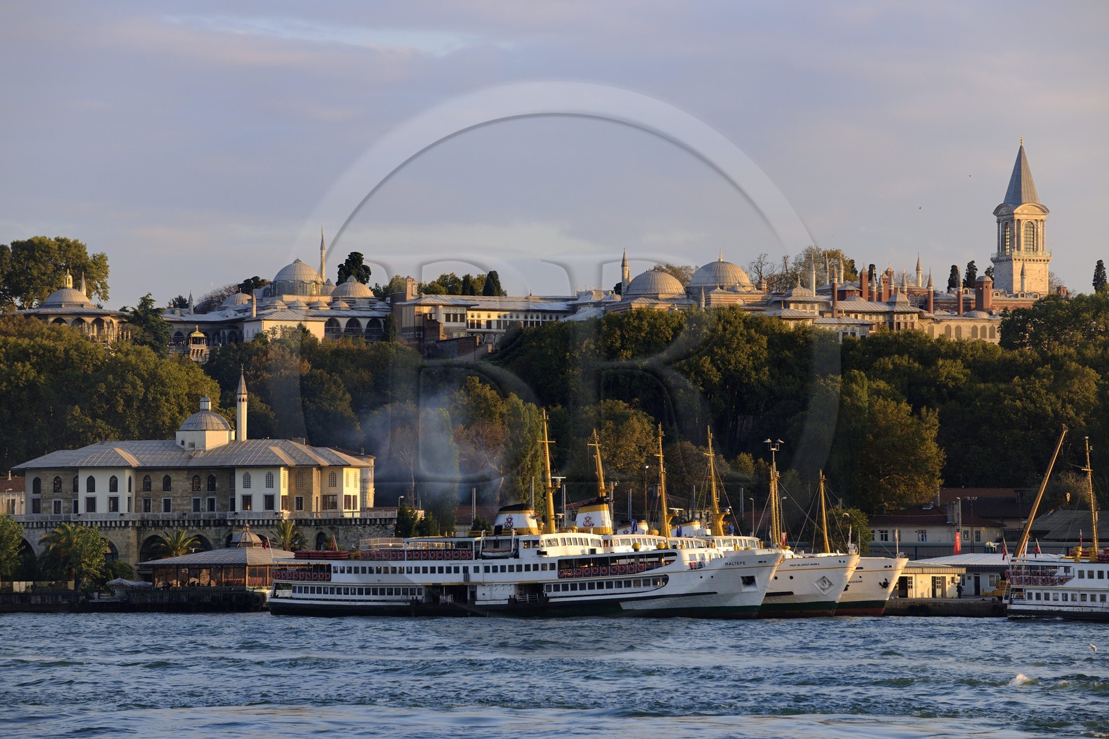 Turquie, Istanbul, centre historique classé Patrimoine Mondial de l'UNESCO, Palais de Topkapi et la Corne d'Or