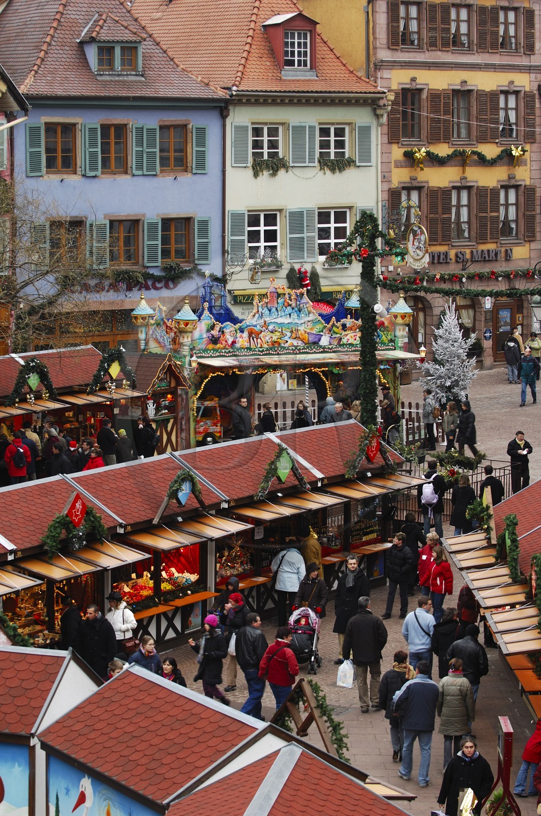 France, Haut Rhin (68), Colmar, Marche de Noel de la place de l'Ancienne Douane