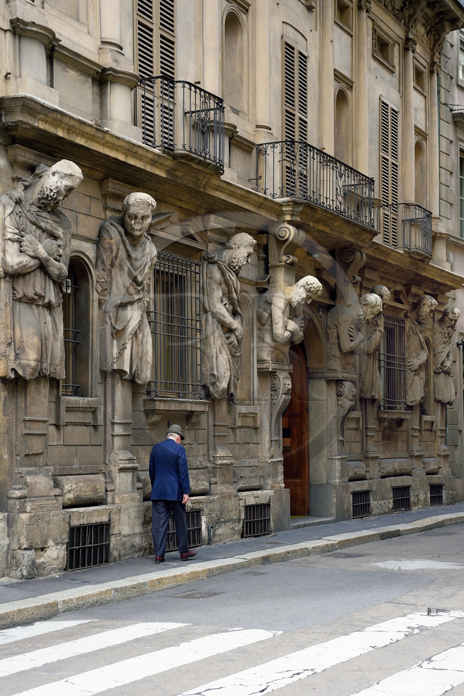 Italie, Lombardie, Milan, atlantes de la Casa Degli Omenoni
