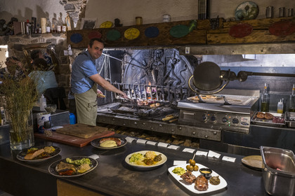 France, Aveyron, Millau, restaurant la Mangeoire