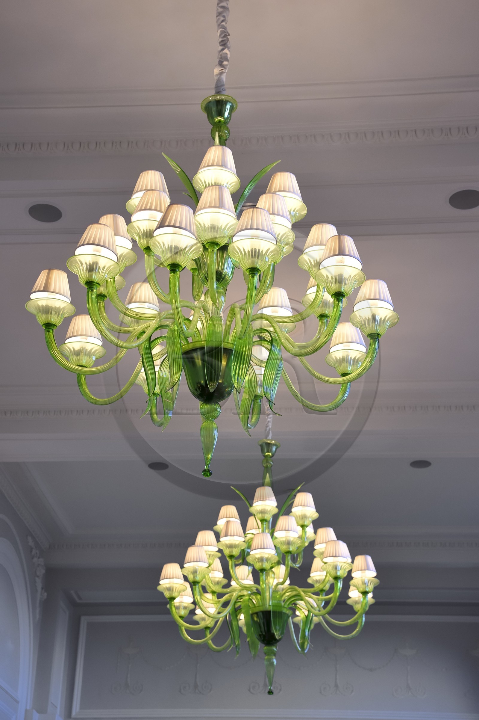 France, Alpes Maritimes (06), Saint-Jean-Cap-Ferrat, Grand-Hotel du Cap-Ferrat, palace 5 étoiles du groupe Four Seasons Hotel, lustres en verre de Murano