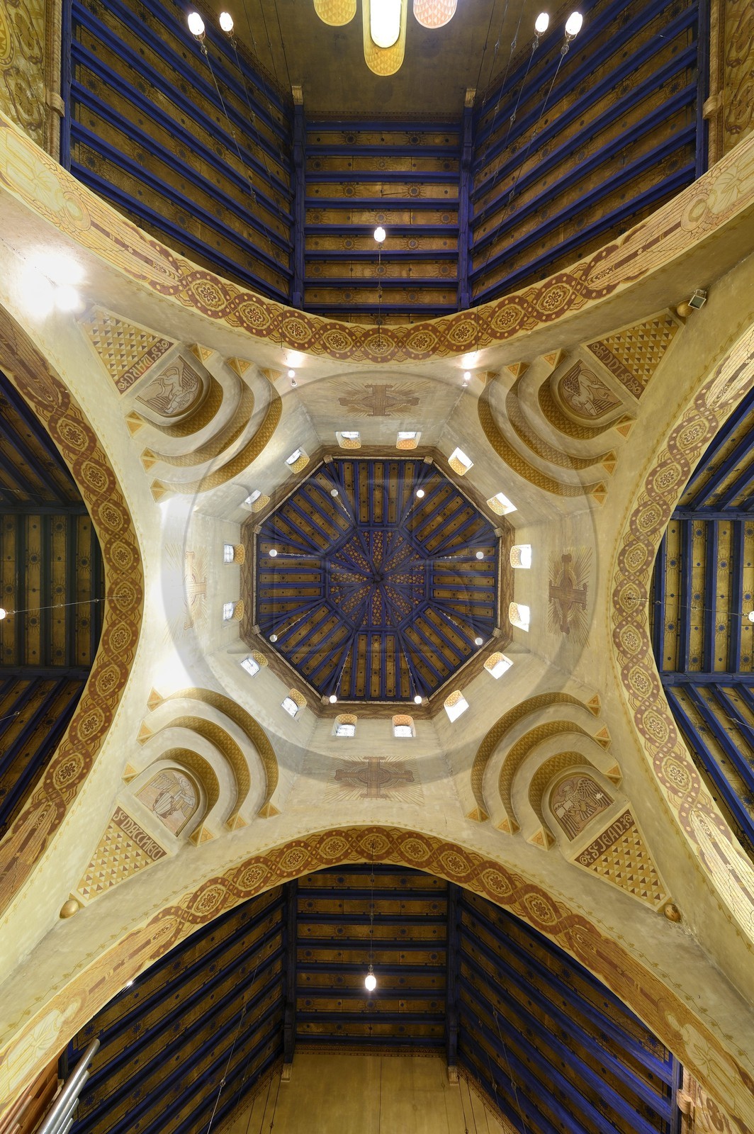 France, Marne (51), Reims, l’église Saint-Nicaise batie en 1923 dans la cité-jardin du Chemin Vert
