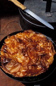France, Gers, a croustade, local apple pie made with Armagnac