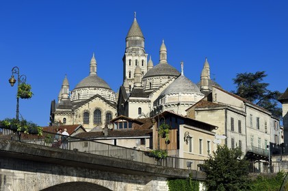 France, Dordogne, White Perigord, Perigueux, Saint Front Cathedral, stop on Route of Santiago de Compostela listed as World Heritage by UNESCO,