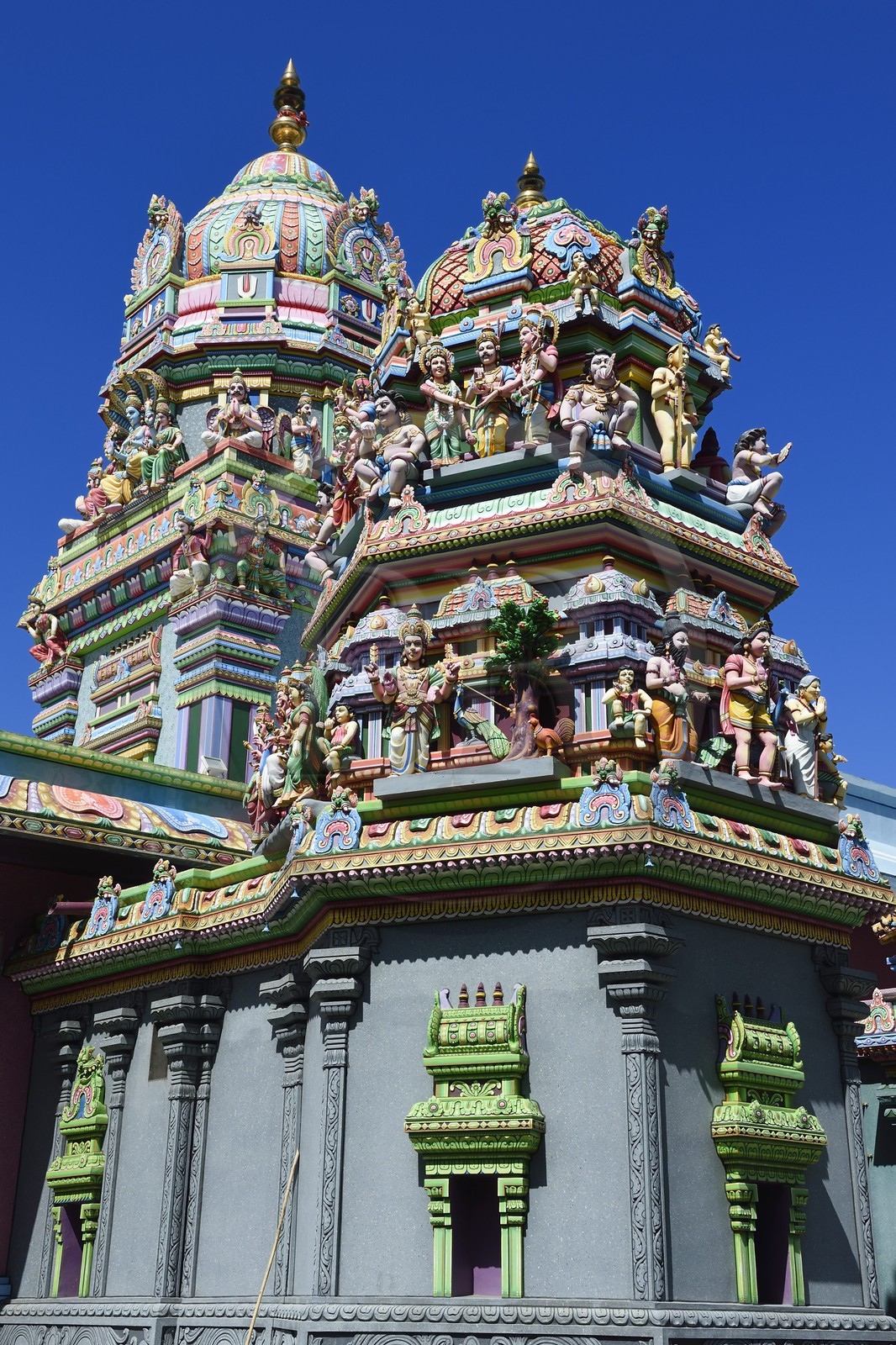France, Ile de la Reunion, Saint-Pierre, La Ravine Blanche, temple Tamoul Narassingua Perournal