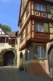 France, Haut-Rhin (68), Kaysersberg, maisons à colombages, la maison Bohn 1601, poteau d'angle sculpté