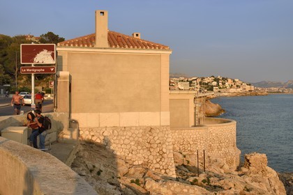 France, Bouches-du-Rhône (13), Marseille, la Corniche JF Kennedy, Le Marégraphe qui calcule le niveau moyen des marées ainsi que le point zéro