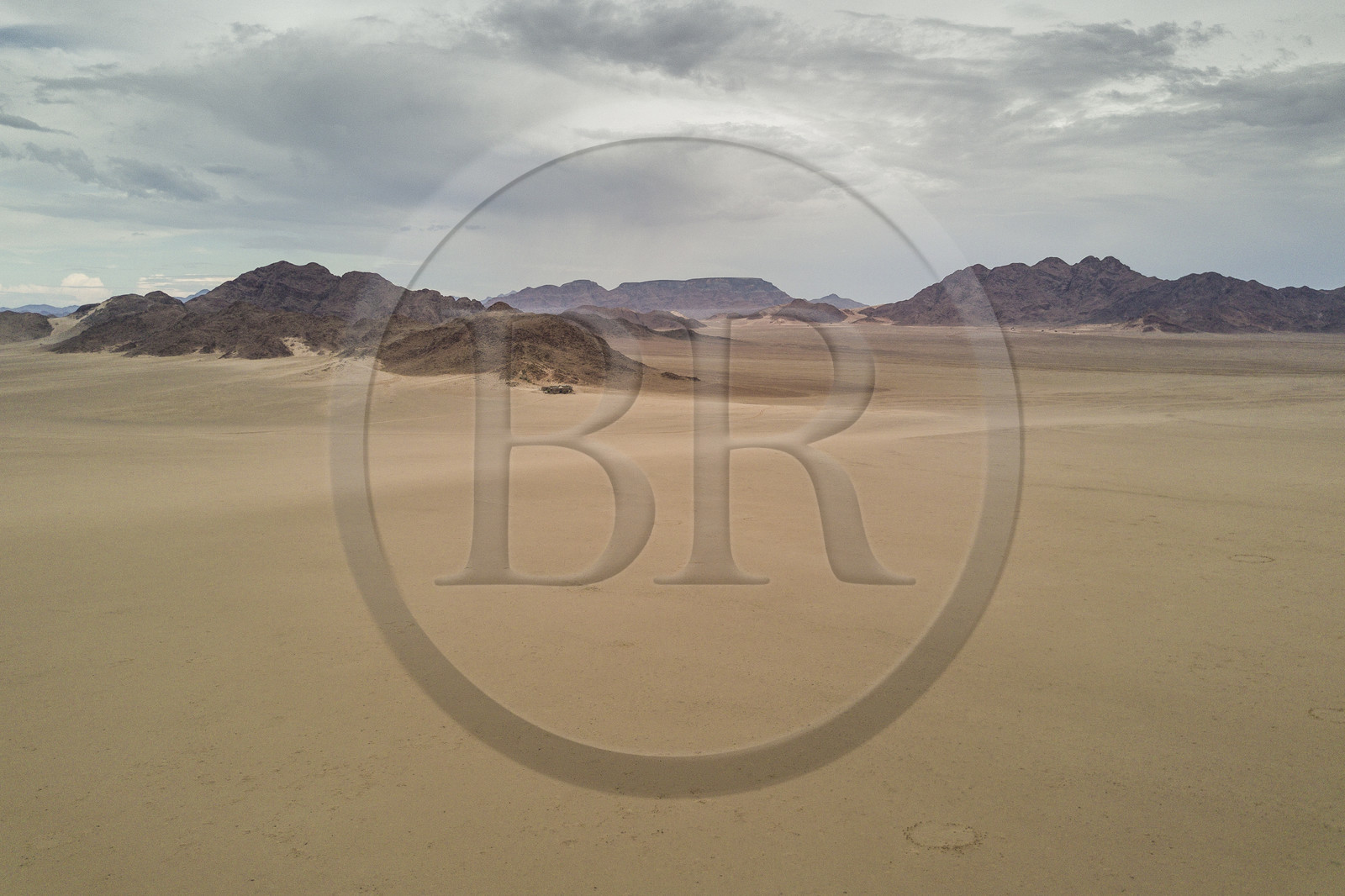 Namibie, région de Hardap, désert du Namib à l'Est du parc national Namib Naukluft vers Sossusvlei (vue aérienne)