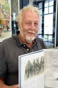 France, Pyrénées-Atlantiques (64), la côte du Pays-Basque, Guéthary, le journaliste, écrivain et réalisateur Alain Gardinier