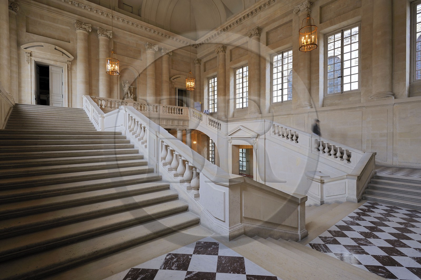 France, Yvelines (78), château de Versailles, classé Patrimoine Mondial de l'UNESCO, escalier Grand Degré dans l'aile du Nord