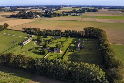 France, Seine-Maritime (76), Pays de Caux, Harcanville, clos masure La Bataille