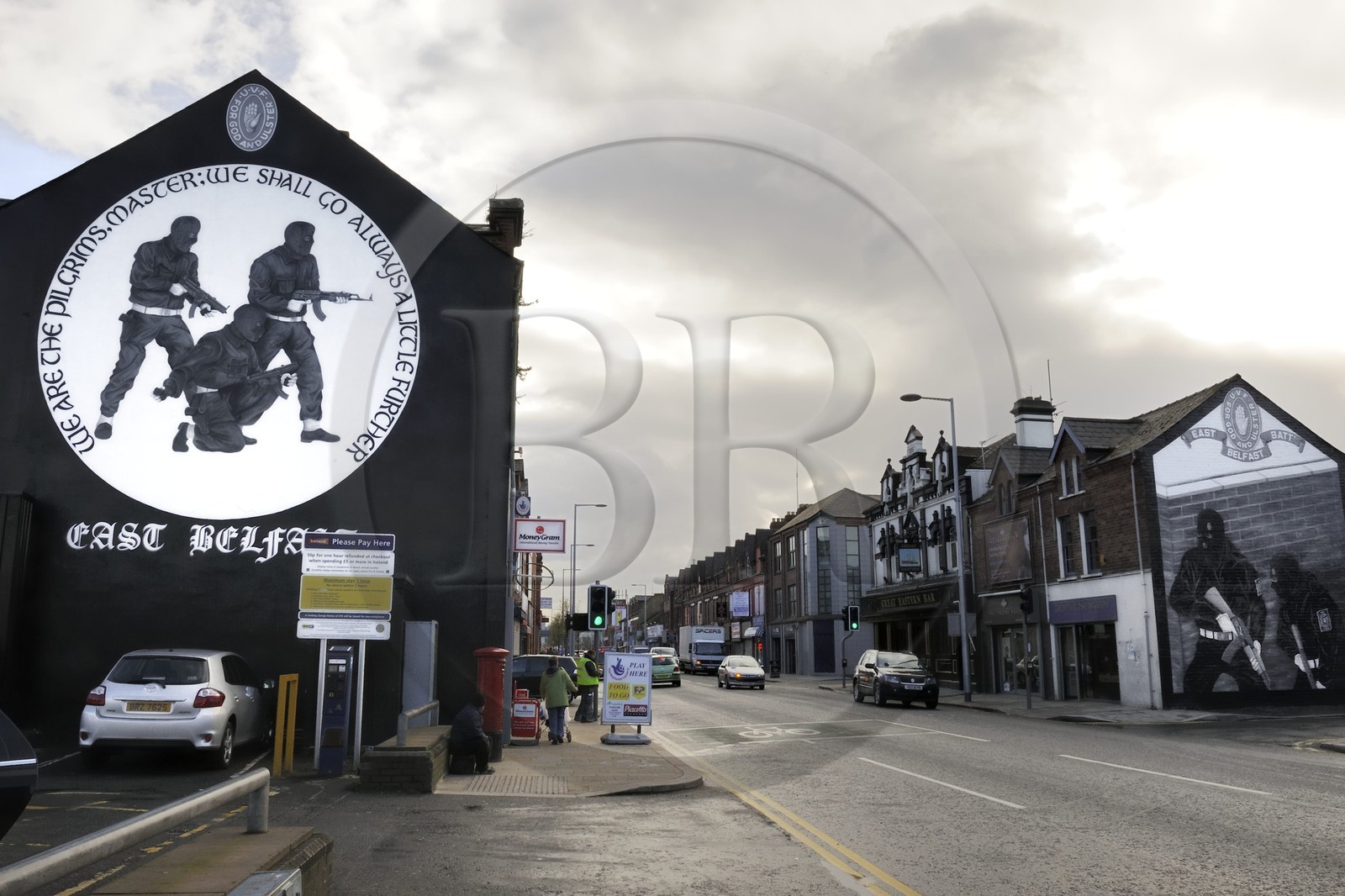 Royaume-Uni, Irlande du Nord, Belfast Est, les quartiers loyalistes protestants, Newtownards Road, fresque murale politique à la gloire des milices loyalistes Royaume-Uni, Irlande du Nord, Belfast Est, les quartiers loyalistes protestants, Newtownards Road, fresque murale politique à la gloire des milices loyalistes