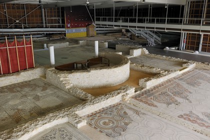 France, Hérault (34), villa gallo-romaine de Loupian à quelques kilomètres au sud de la Via Domitia, les fouilles ont révélé les restes d'une villa gallo-romaine très riche en mosaïques
