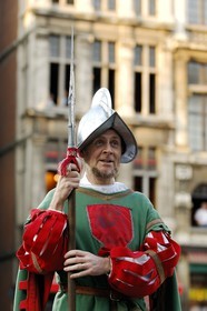 Belgique, Bruxelles, le centre historique, la Grand Place classée Patrimoine Mondial de l'UNESCO, fête de l' Ommegang