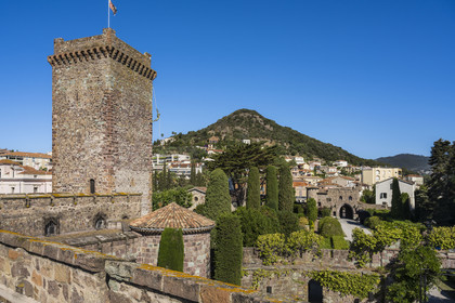 France, Alpes-Maritimes (06), Mandelieu-la-Napoule, chateau de La Napoule (XII-XIXe siècle) et son parc labellisé Jardin Remarquable (vue aérienne)