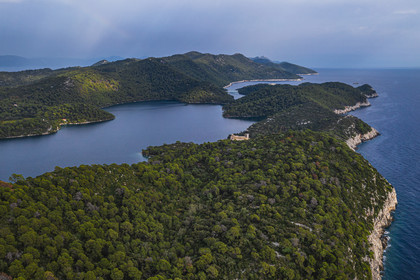 Croatia, Dalmatia, Dalmatian coast, Island of Mljet, National Park of Mljet and the former Benedictine monastery on the islet of Sainte Mary (Sveta Marija) (aerial view)