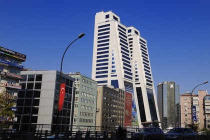 Turquie, Istanbul, nouveaux immeubles des quartiers nord de la rive européenne