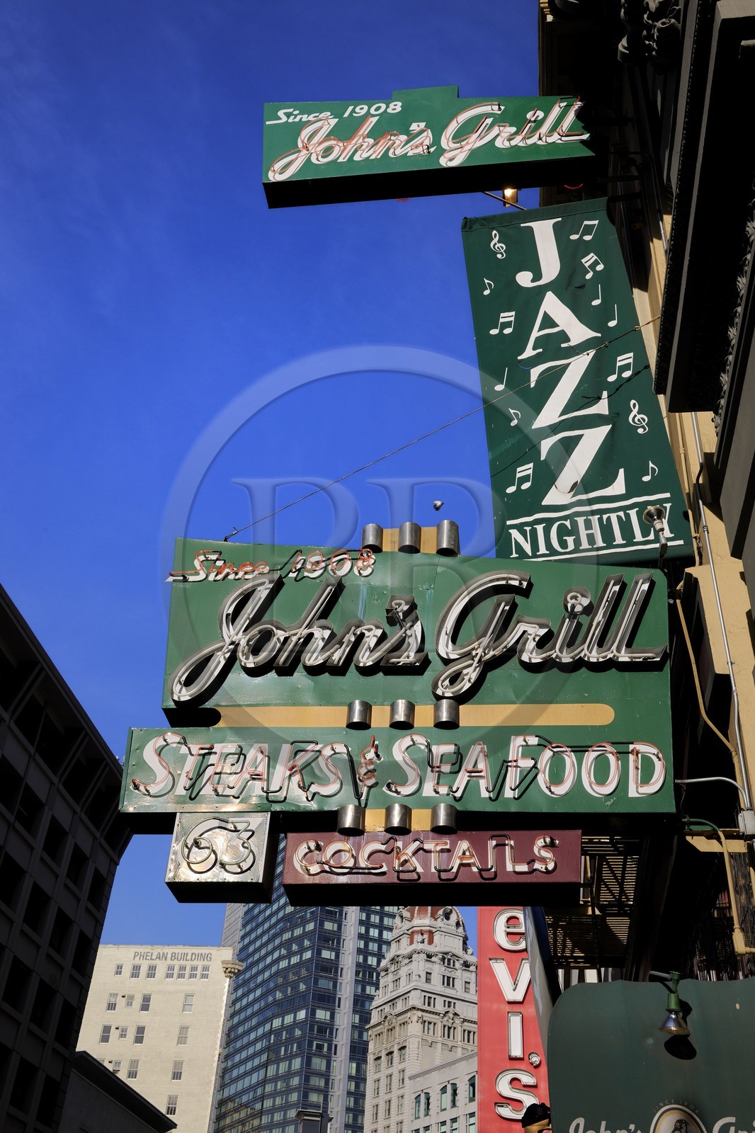 Etats-Unis, Californie, San Francisco, enseigne de club de jazz dans Ellis street dans le quartier de Union square