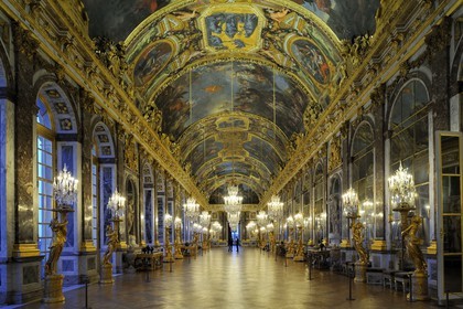 France, Yvelines, Chateau de Versailles, listed as World Heritage by UNESCO, Galerie des Glaces (Hall of Mirrors), length 73m and width 10,50m, with 17 windows and 357 mirrors, architect Jules Hardouin Mansart (1678-1684)