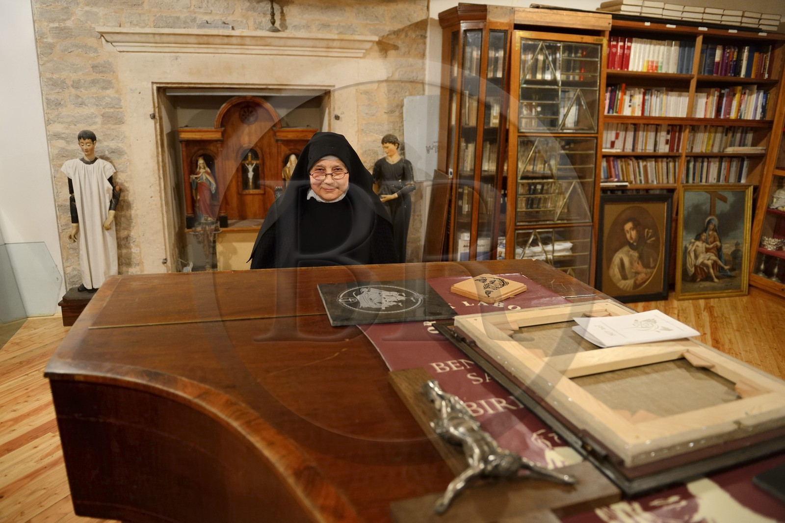 Croatia, Dalmatia, Dalmatian Coast, Sibenik, Convent of St. Lucia (samostan sv. Luce), Sister Fortunata at the piano