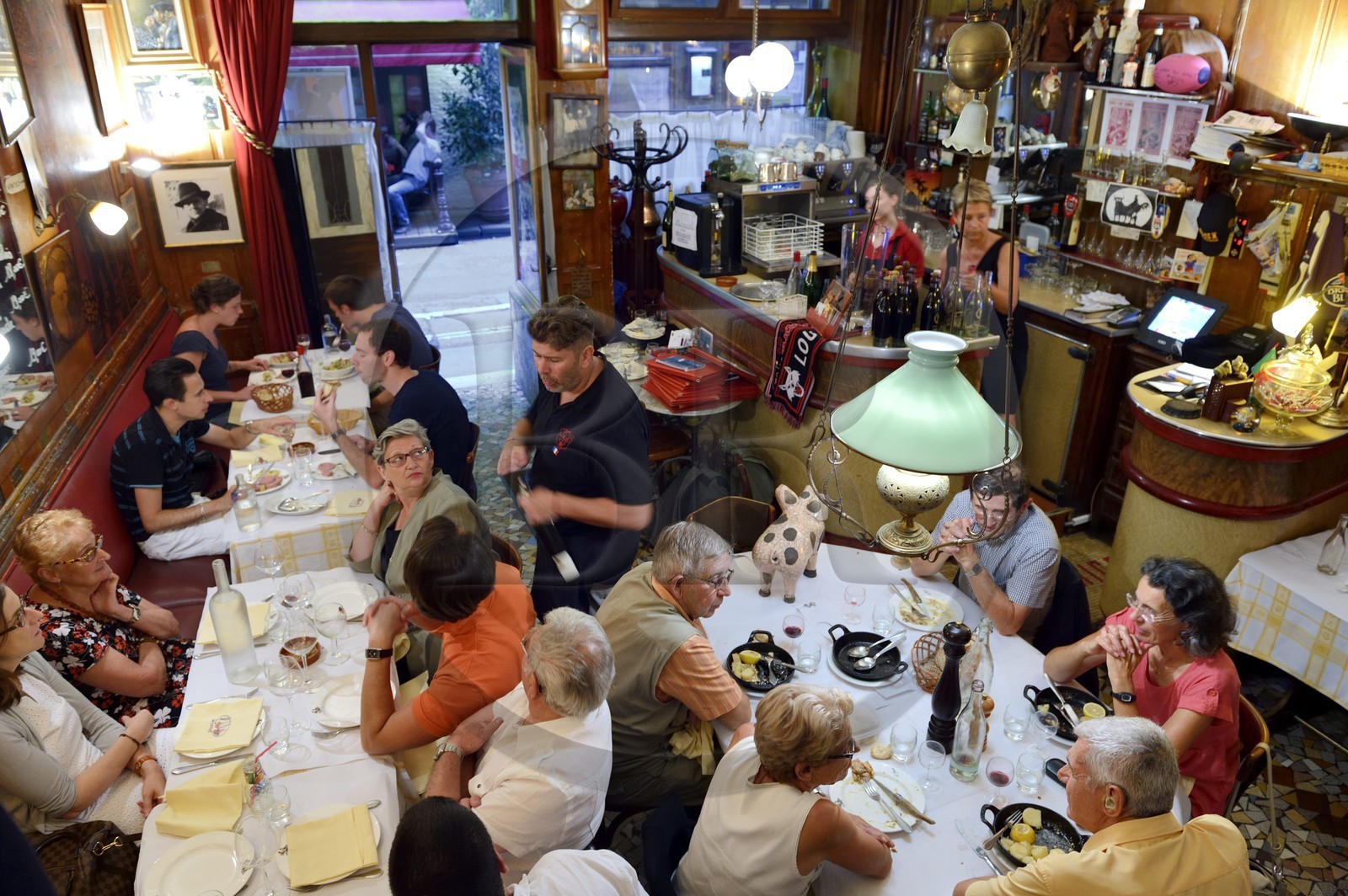 France, Rhône (69), Lyon, Restaurant bouchon lyonnais Le Garet, le héros de la Résistance Jean Moulin venait régulièrement y déjeuner