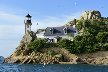 France, Finistere, Morlaix bay, Carantec, lighthouse of Louet island (also a guest house in summer)