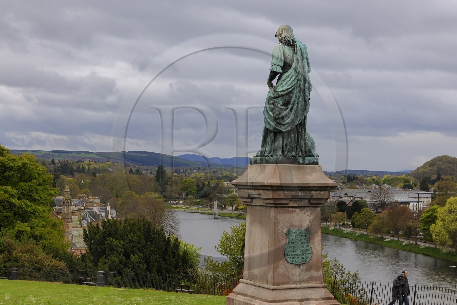 United Kingdom, Scotland, Highlands, Inverness, statue of Flora Mac Donald who helped Bonnie Prince Charlie to escape the English overlooking the river Ness