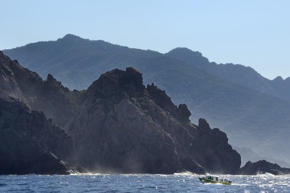France, Corse-du-Sud (2A), Golfe de Girolata, classé Patrimoine Mondial de l'UNESCO, le Capo Senino