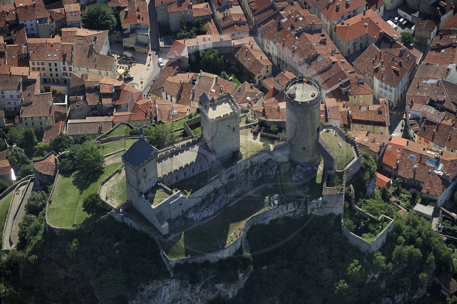France, Ariège (09), Foix, le château comtal du Xe-XVe siècle (vue aérienne)