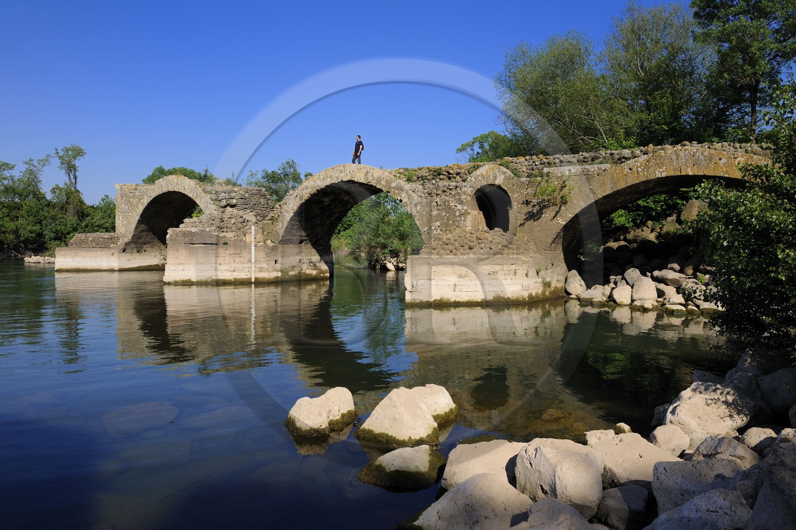 France, Hérault (34), le pont romain de Saint-Thibéry permettait à la voie Domitienne de franchir le fleuve Hérault